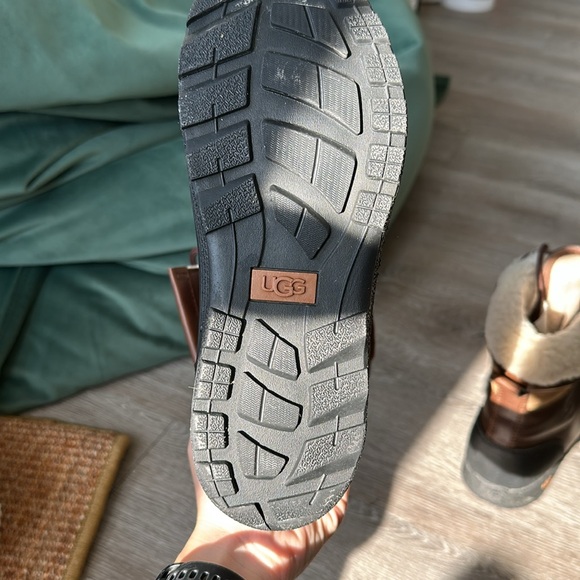 Ugg boots Butte Il - Picture 4 of 7